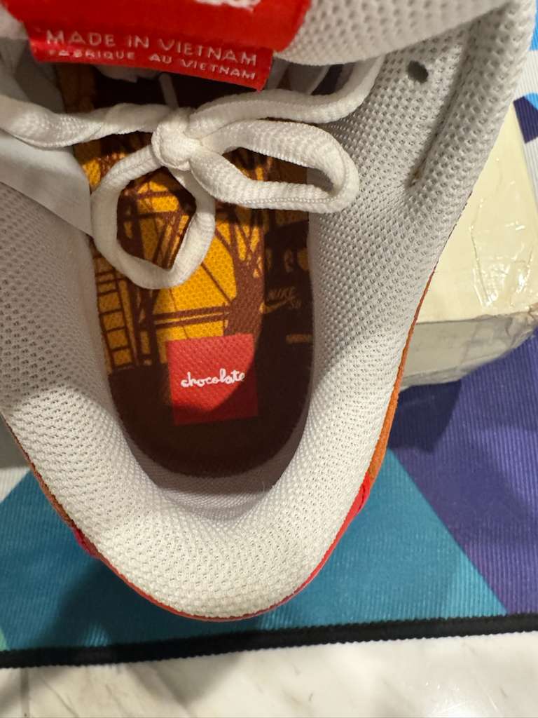 Size 10- Nike Chocolate Skateboards x Dunk SB Low Sun F&F Sample