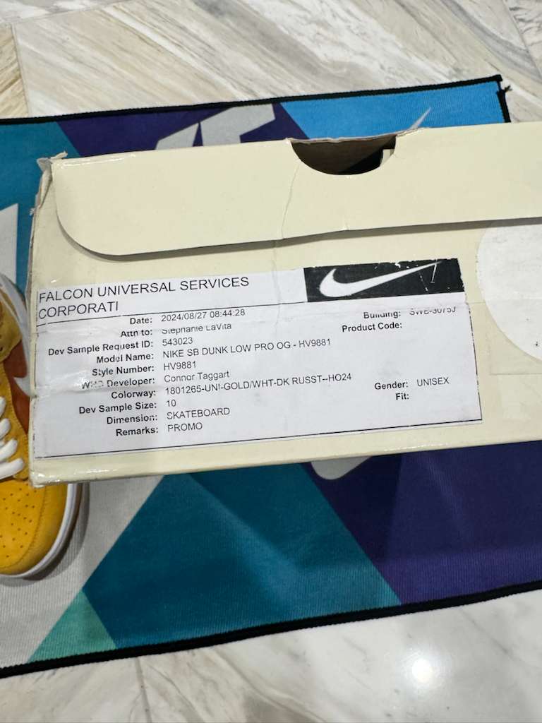 Size 10- Nike Chocolate Skateboards x Dunk SB Low Sun F&F Sample