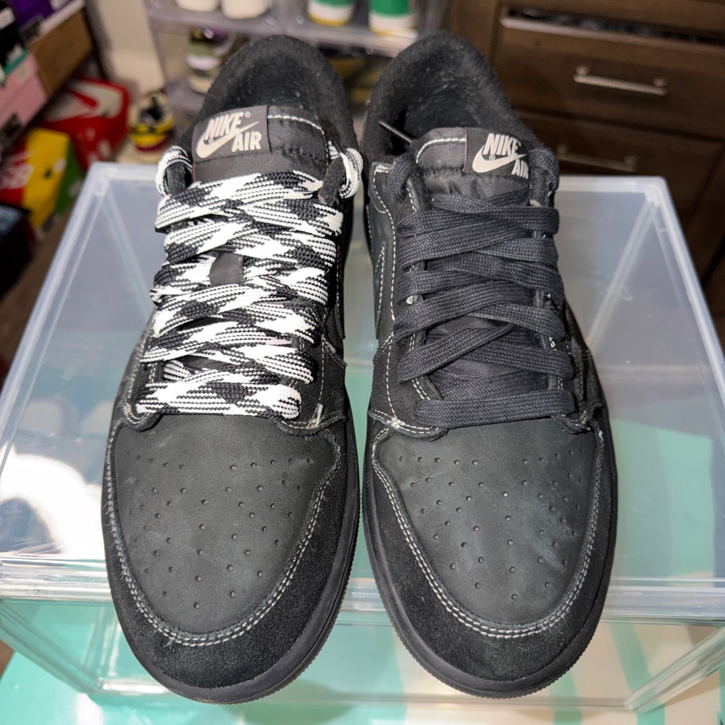 Air Jordan 1 Low OG SP x Travis Scott Black Phantom Sneakers Size 11