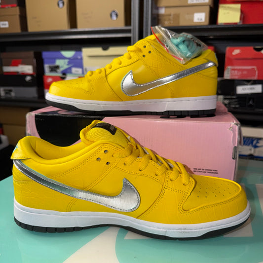 NEW DS  - SIZE 10 - Nike Diamond Supply Co. X Dunk Pro SB Low Canary Diamond