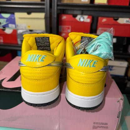 NEW DS  - SIZE 10 - Nike Diamond Supply Co. X Dunk Pro SB Low Canary Diamond